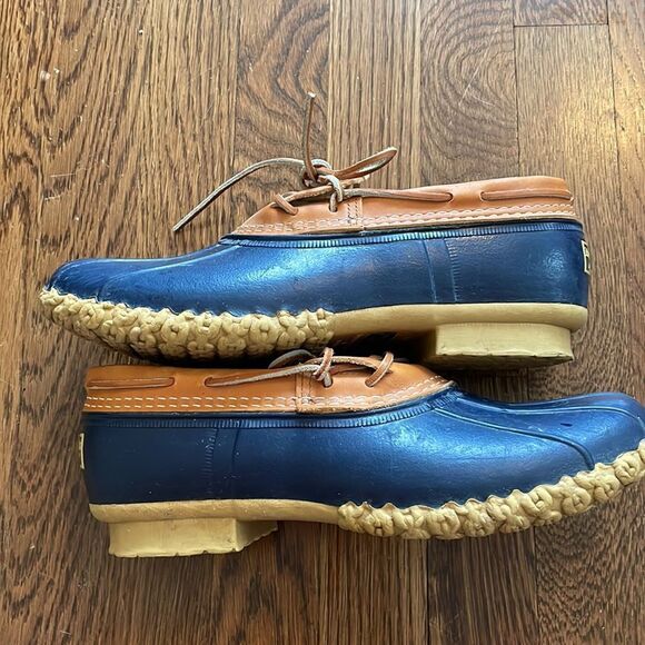 L.L. Bean “Bean Boots” navy blue & tan duck shoes - Picture 7 of 8